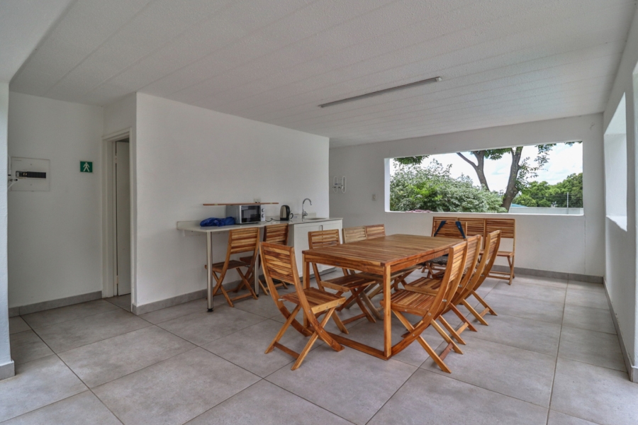 2 Bedroom Property for Sale in Dunkeld Gauteng