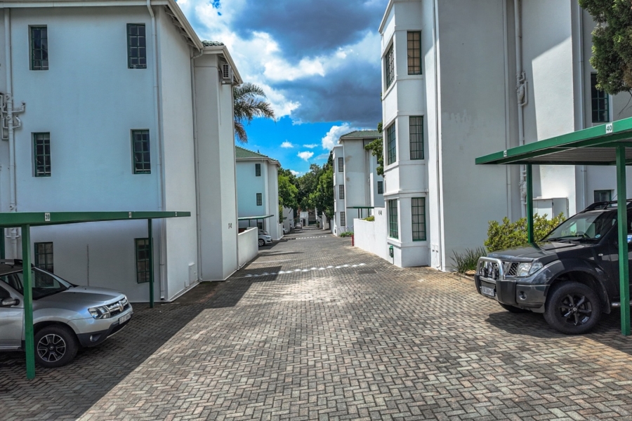 2 Bedroom Property for Sale in Dunkeld Gauteng