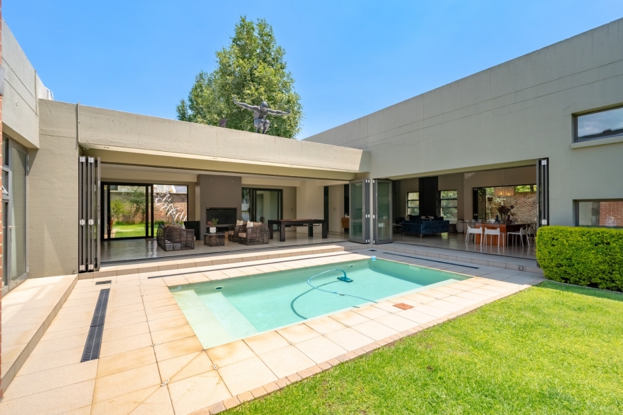 4 Bedroom Property for Sale in Bryanston West Gauteng