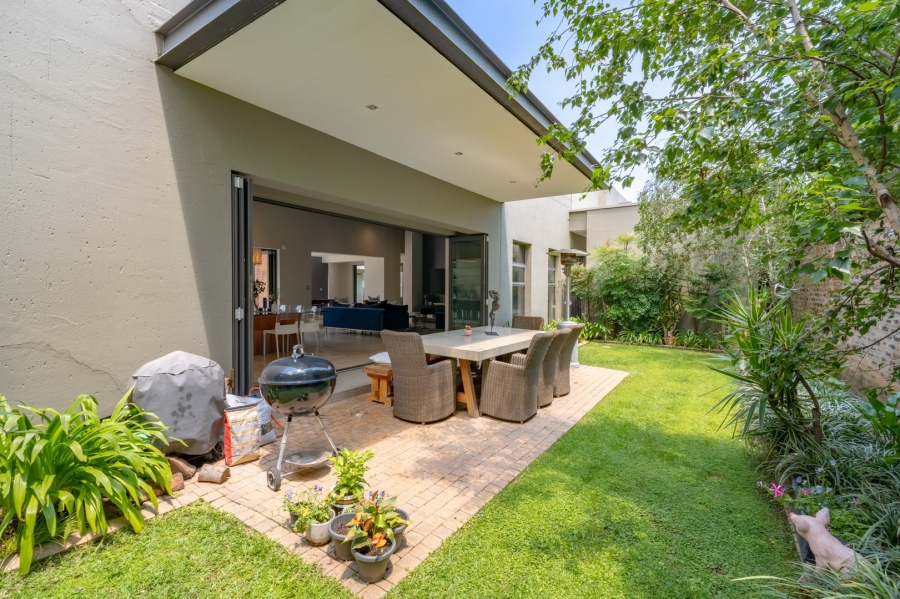 4 Bedroom Property for Sale in Bryanston West Gauteng