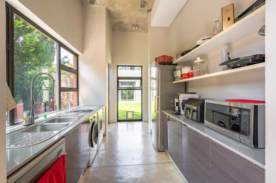 4 Bedroom Property for Sale in Bryanston West Gauteng