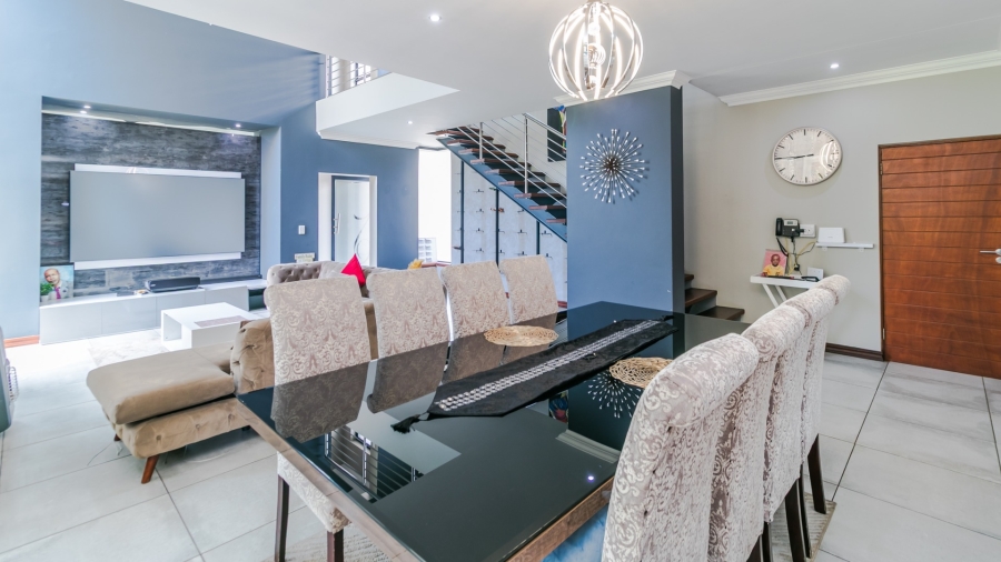 3 Bedroom Property for Sale in Midstream Ridge Gauteng