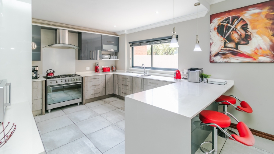 3 Bedroom Property for Sale in Midstream Ridge Gauteng