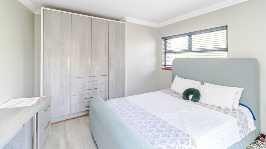 3 Bedroom Property for Sale in Midstream Ridge Gauteng