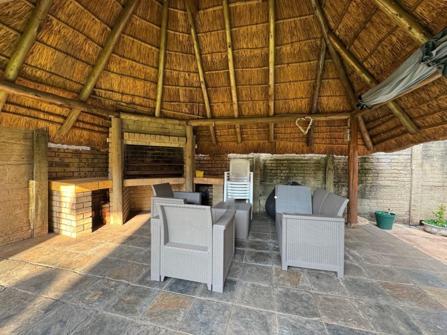 3 Bedroom Property for Sale in Hennopspark Gauteng