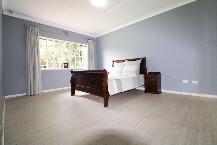 5 Bedroom Property for Sale in Bryanston Gauteng