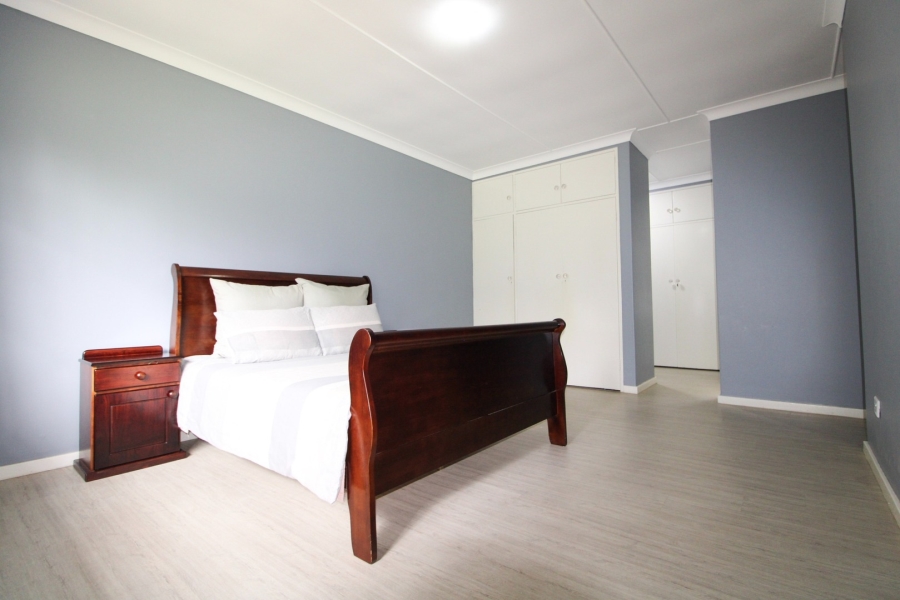 5 Bedroom Property for Sale in Bryanston Gauteng