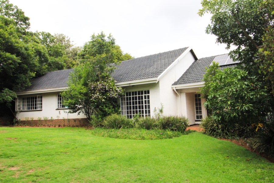 5 Bedroom Property for Sale in Bryanston Gauteng