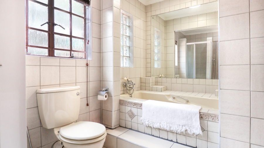 5 Bedroom Property for Sale in Fourways Gauteng