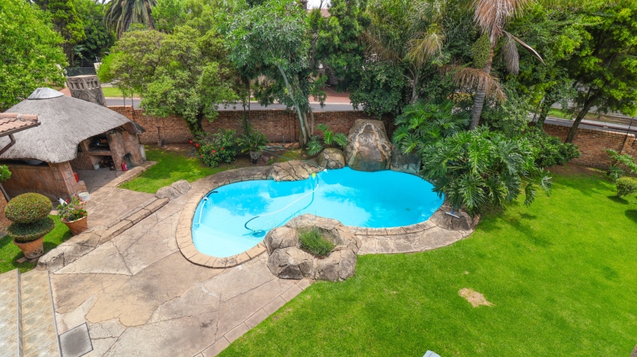 5 Bedroom Property for Sale in Fourways Gauteng