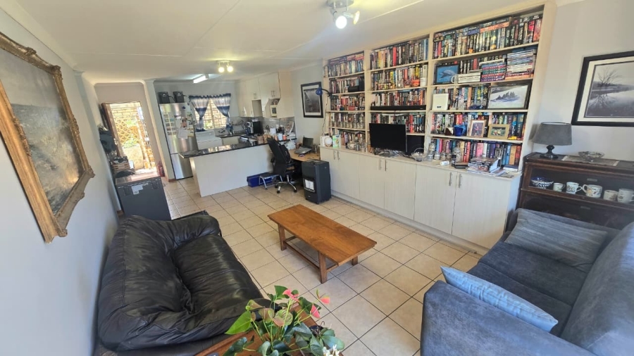 2 Bedroom Property for Sale in The Reeds Gauteng