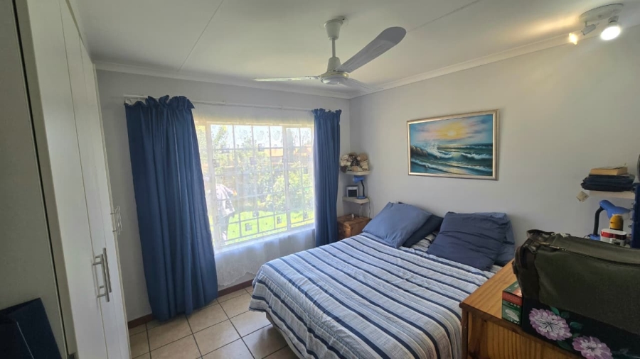 2 Bedroom Property for Sale in The Reeds Gauteng