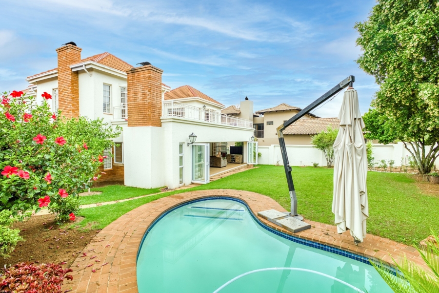To Let 4 Bedroom Property for Rent in Dainfern Golf Estate Gauteng