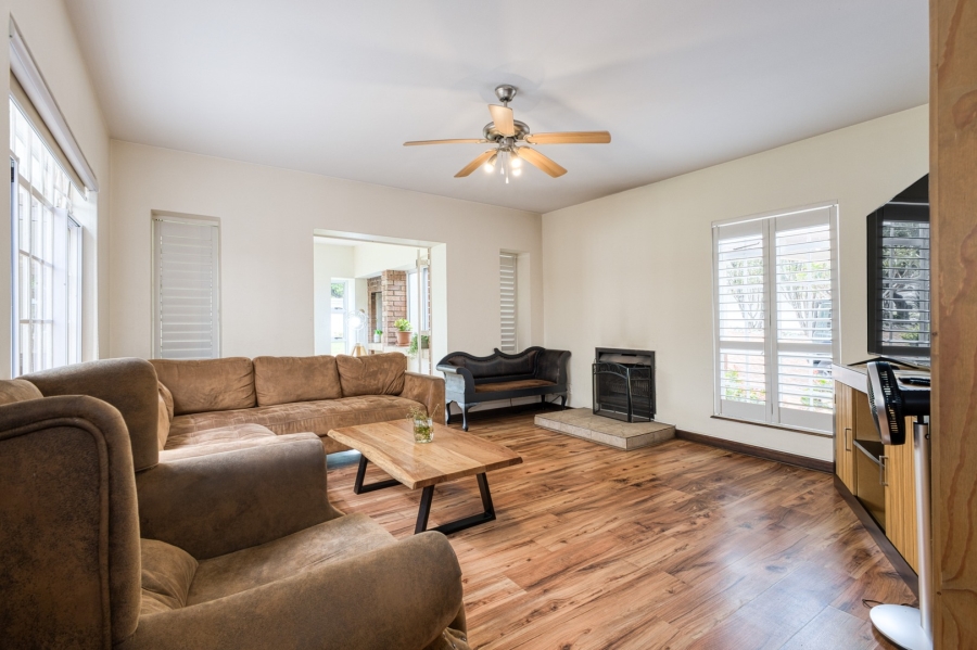 To Let 4 Bedroom Property for Rent in Dainfern Golf Estate Gauteng