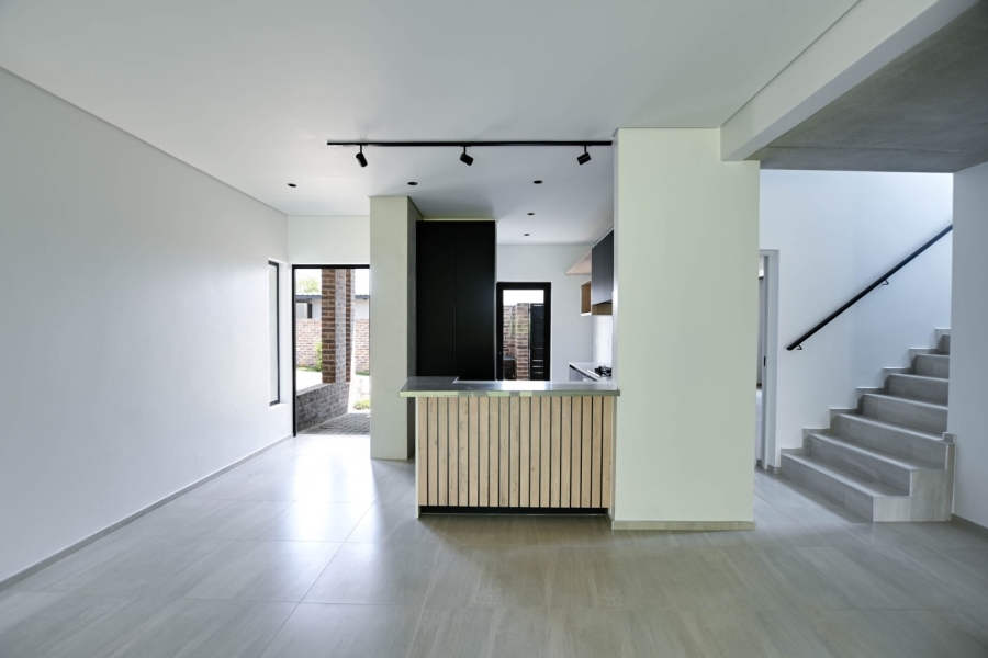 2 Bedroom Property for Sale in Sable Hills Gauteng