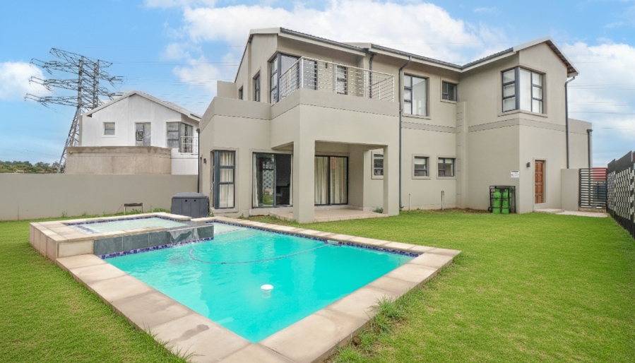 3 Bedroom Property for Sale in Broadacres Gauteng