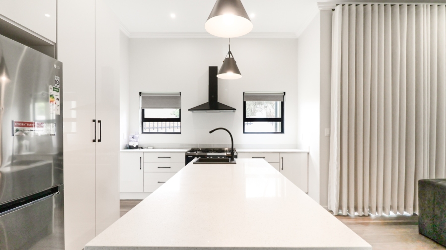 3 Bedroom Property for Sale in Broadacres Gauteng