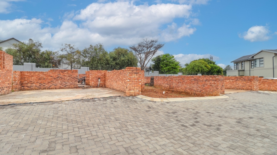 3 Bedroom Property for Sale in Broadacres Gauteng