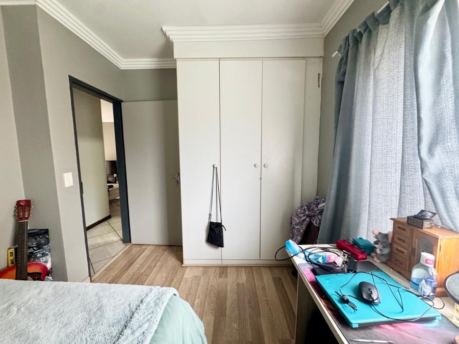 2 Bedroom Property for Sale in Vanderbijlpark SW 5 Gauteng