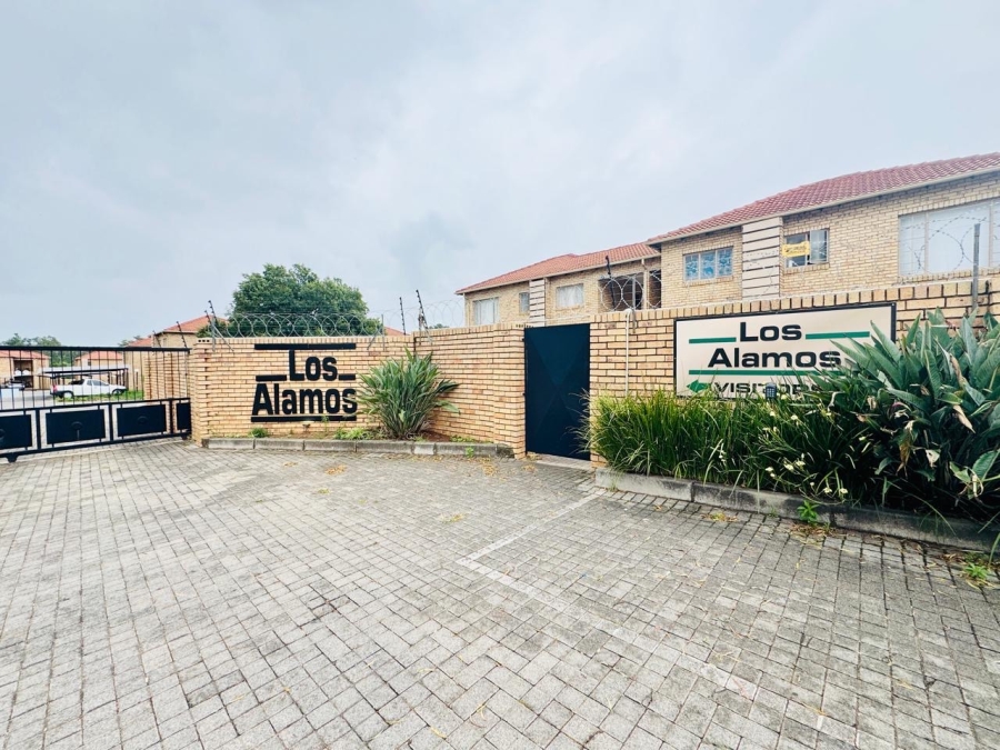 2 Bedroom Property for Sale in Vanderbijlpark SW 5 Gauteng