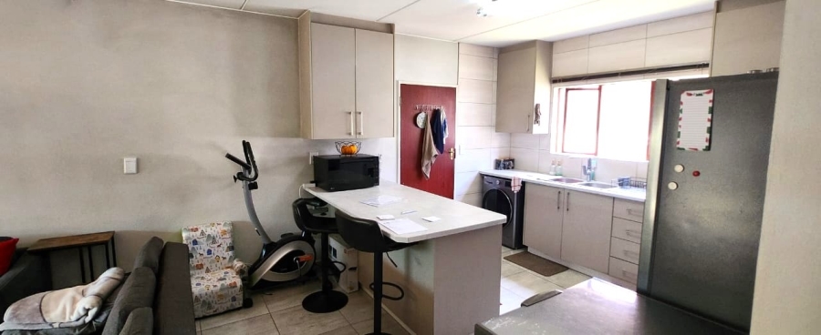 2 Bedroom Property for Sale in Winchester Hills Gauteng