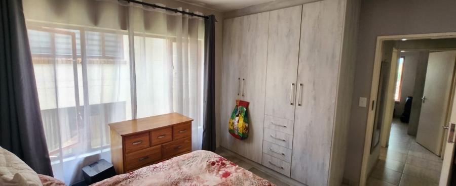 2 Bedroom Property for Sale in Winchester Hills Gauteng