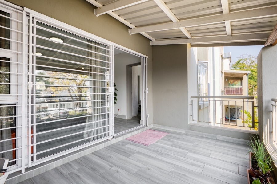 To Let 2 Bedroom Property for Rent in Broadacres Gauteng