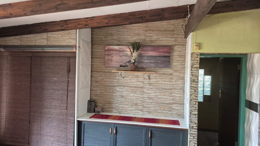 5 Bedroom Property for Sale in Eldoraigne Gauteng