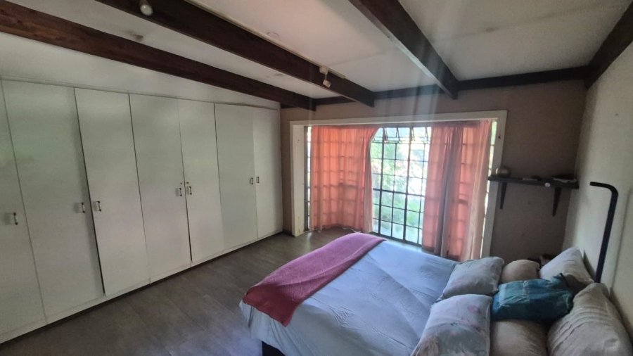 5 Bedroom Property for Sale in Eldoraigne Gauteng