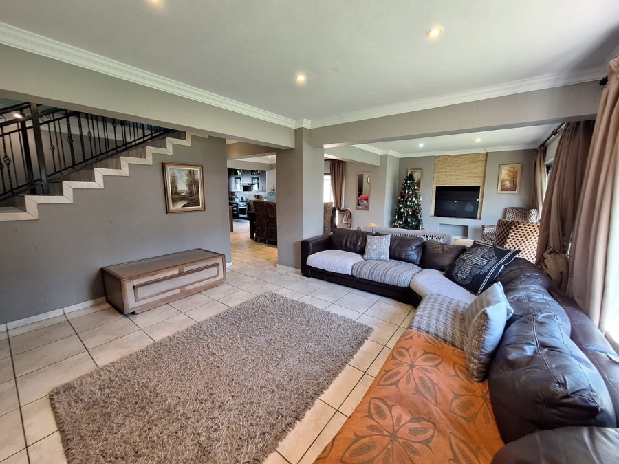 4 Bedroom Property for Sale in Montana Park Gauteng