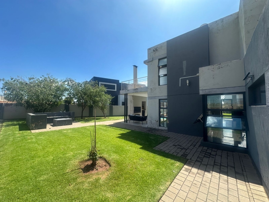 4 Bedroom Property for Sale in Midstream Estate Gauteng