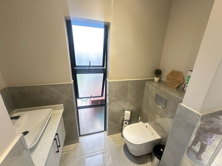 4 Bedroom Property for Sale in Midstream Estate Gauteng