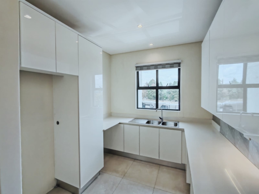 To Let 2 Bedroom Property for Rent in Morningside Gauteng