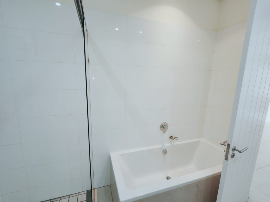 To Let 2 Bedroom Property for Rent in Morningside Gauteng