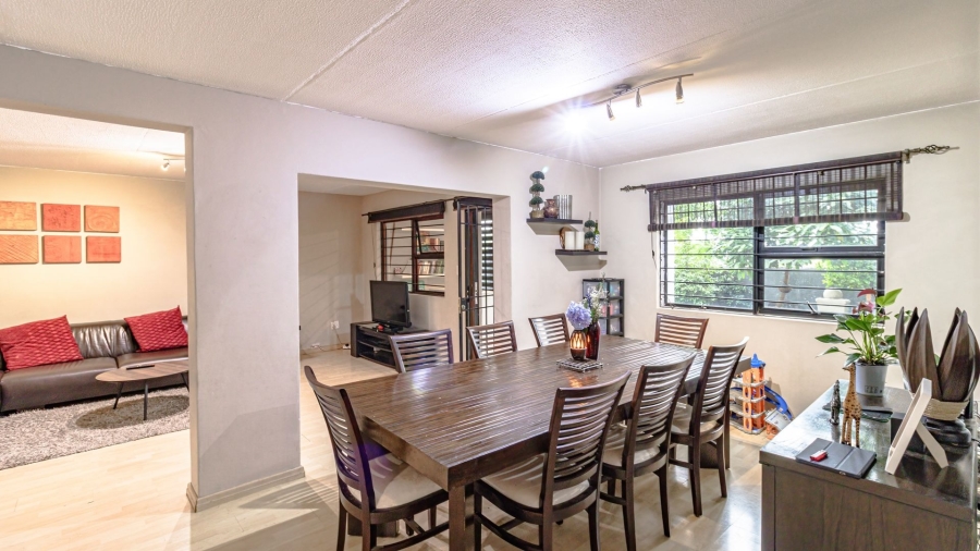 2 Bedroom Property for Sale in Sandown Gauteng