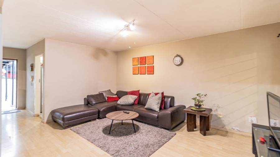 2 Bedroom Property for Sale in Sandown Gauteng