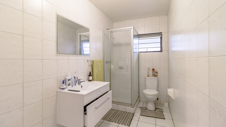 2 Bedroom Property for Sale in Sandown Gauteng