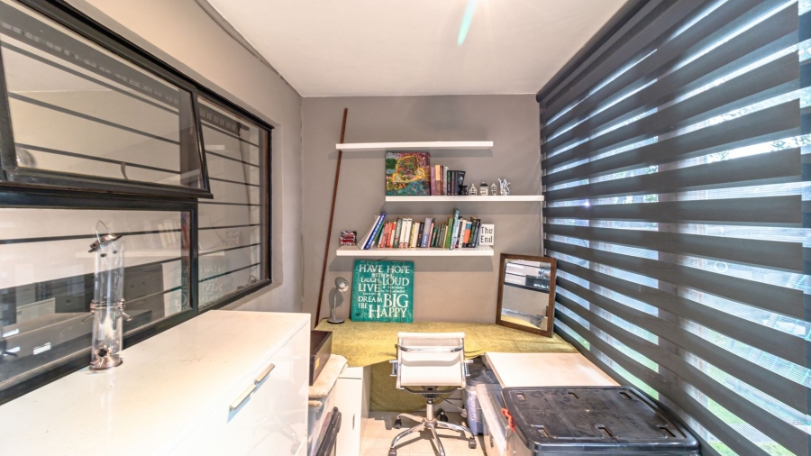 2 Bedroom Property for Sale in Sandown Gauteng