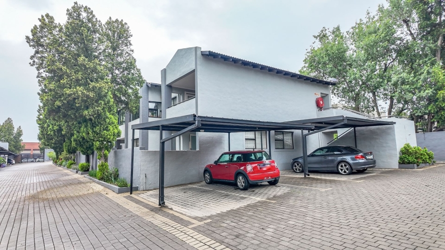 2 Bedroom Property for Sale in Sandown Gauteng