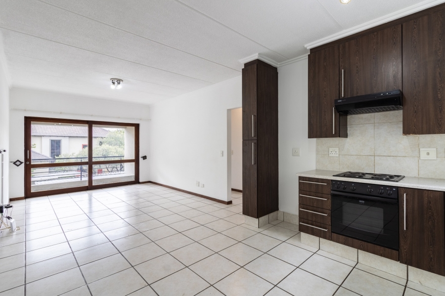 To Let 2 Bedroom Property for Rent in Lonehill Gauteng