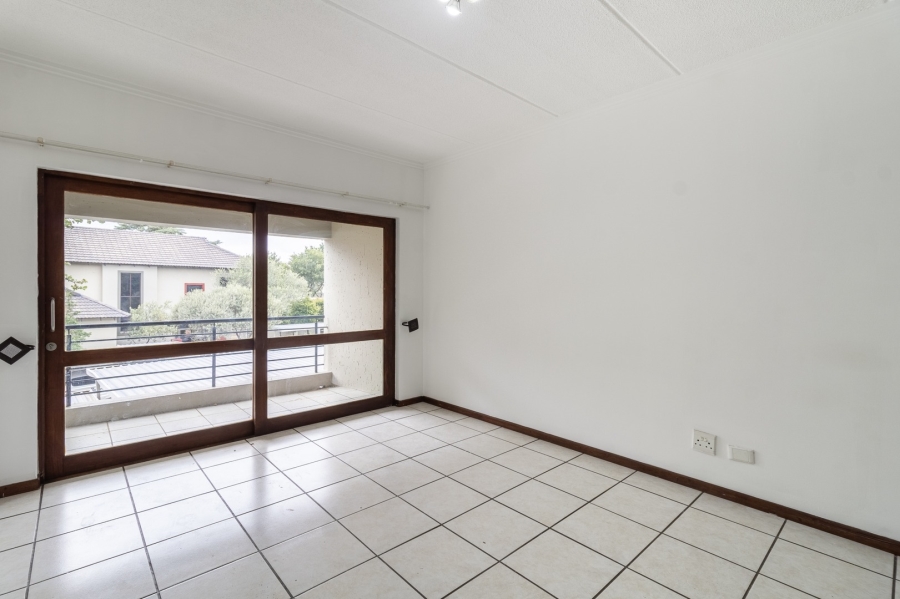 To Let 2 Bedroom Property for Rent in Lonehill Gauteng