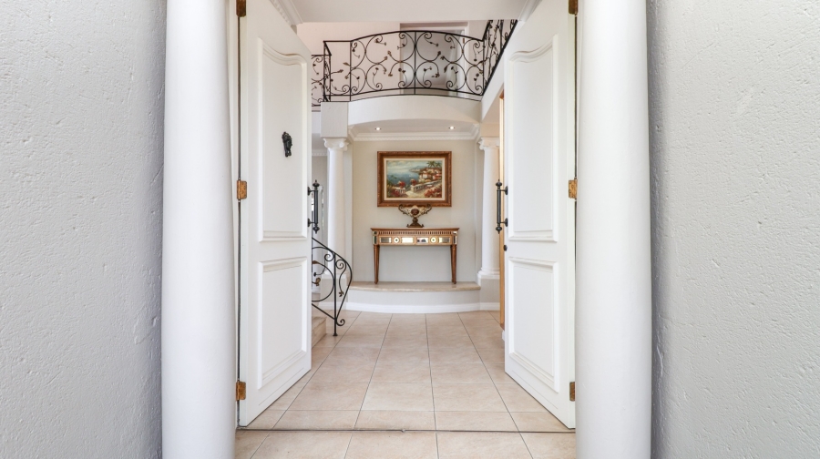 To Let 4 Bedroom Property for Rent in Dainfern Golf Estate Gauteng