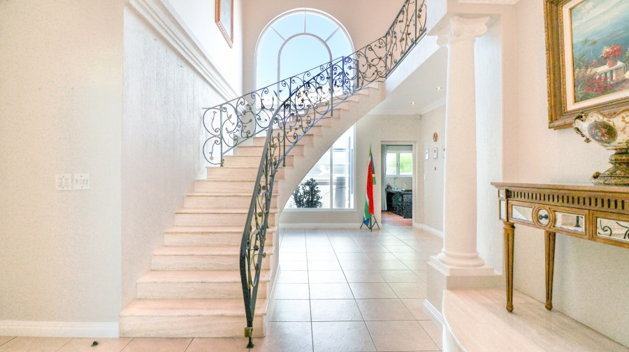 To Let 4 Bedroom Property for Rent in Dainfern Golf Estate Gauteng