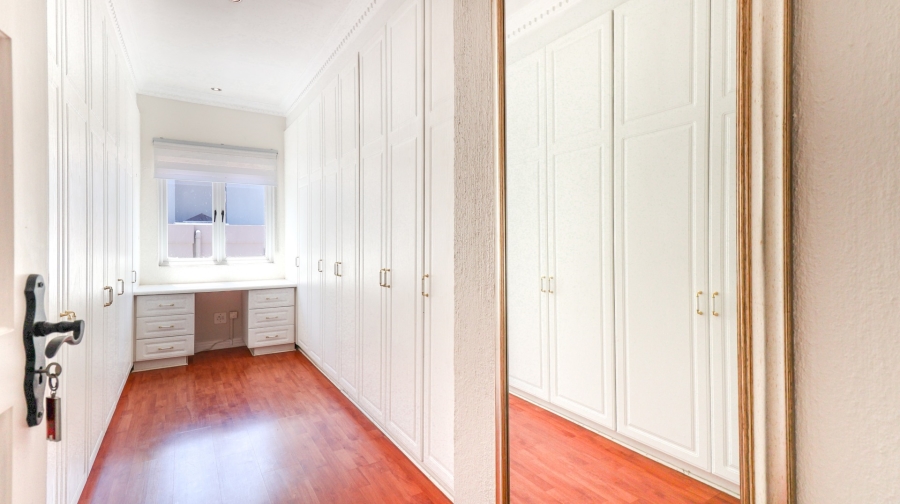 To Let 4 Bedroom Property for Rent in Dainfern Golf Estate Gauteng