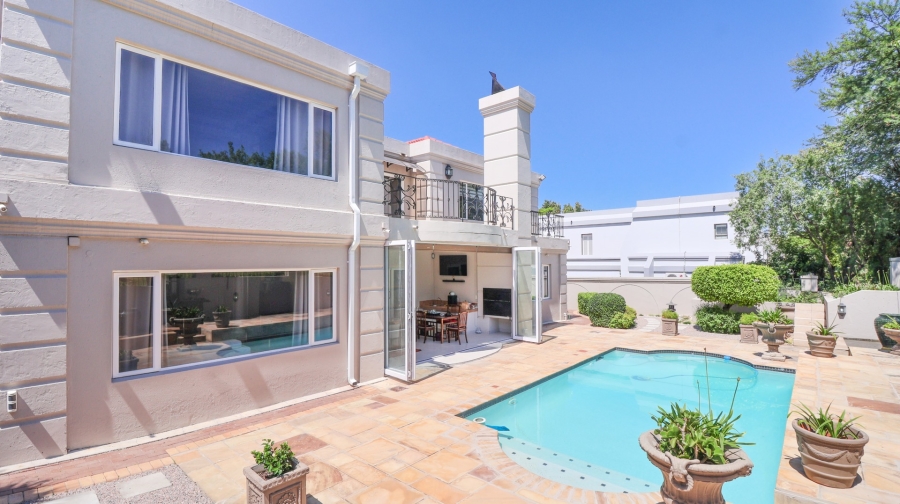 To Let 4 Bedroom Property for Rent in Dainfern Golf Estate Gauteng