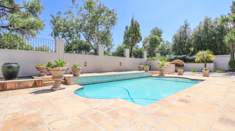 To Let 4 Bedroom Property for Rent in Dainfern Golf Estate Gauteng