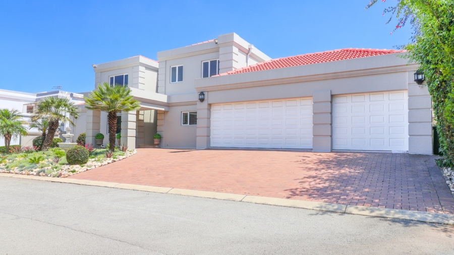 To Let 4 Bedroom Property for Rent in Dainfern Golf Estate Gauteng