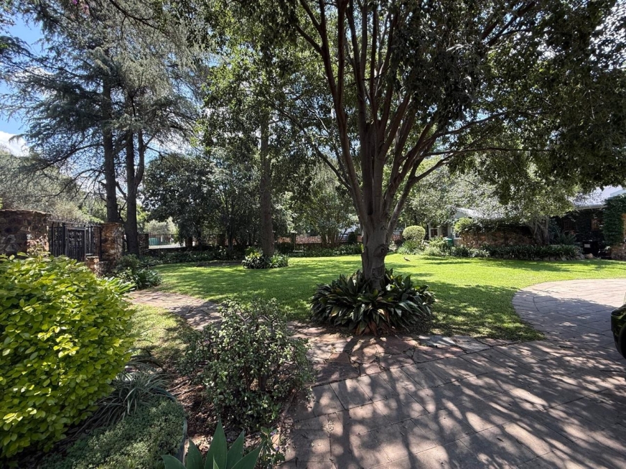 5 Bedroom Property for Sale in Irene Proper Security Estate Gauteng