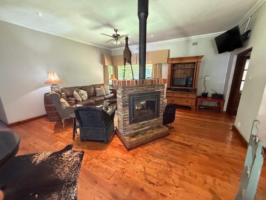 5 Bedroom Property for Sale in Irene Proper Security Estate Gauteng