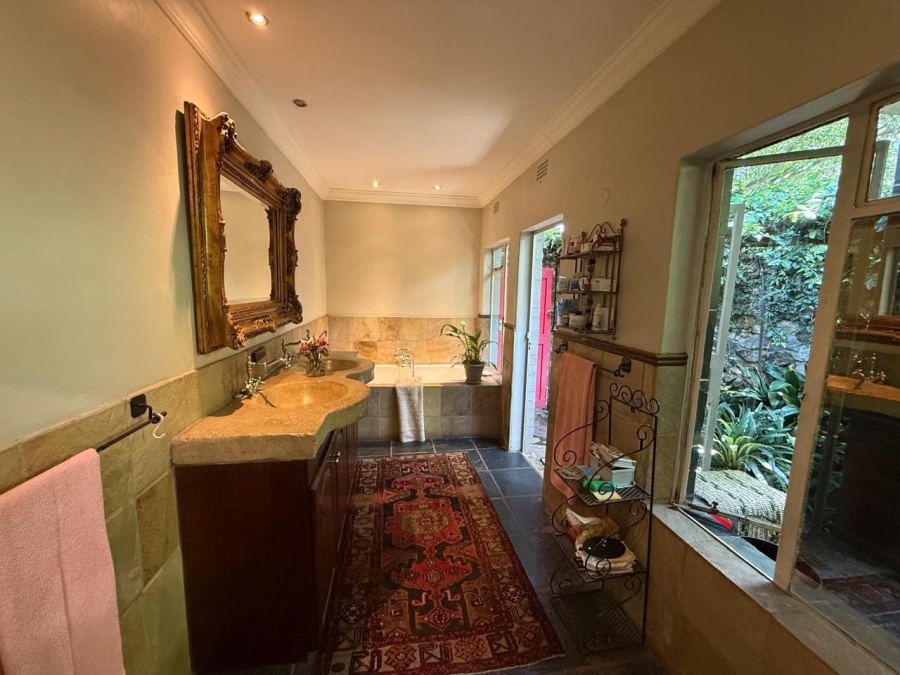 5 Bedroom Property for Sale in Irene Proper Security Estate Gauteng